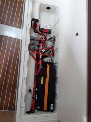 batterie-de-service-1-160Ah-chargeur-solaire_original